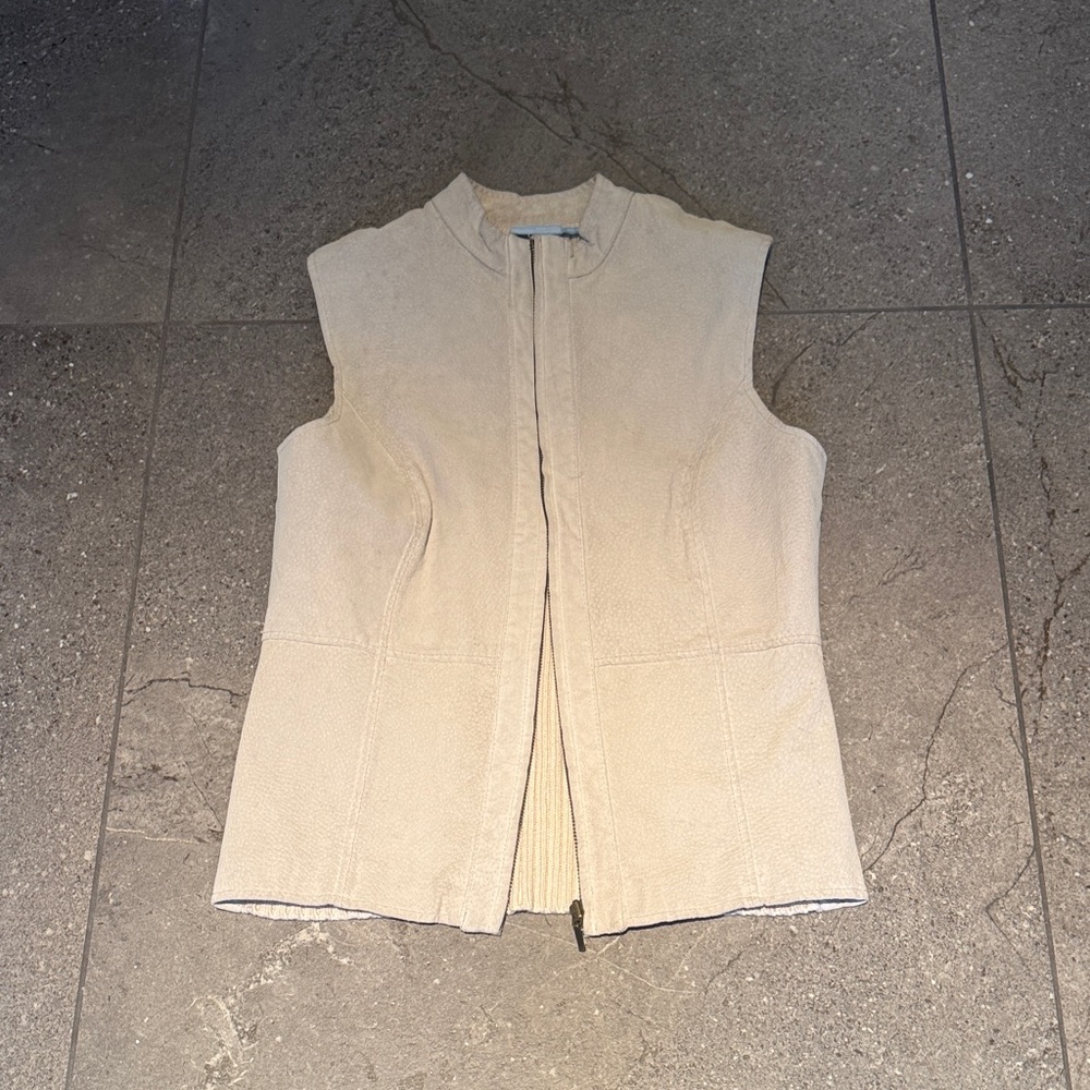 Sleeveless Zip-Front Women's Vest in Neutral Cream real suede.